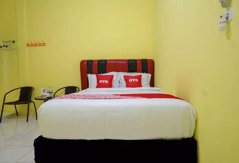 ホテル Alam Lestari Redpartner