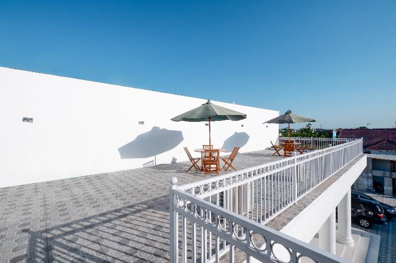 Hotel Griya Rw Family Guest House Redpartner