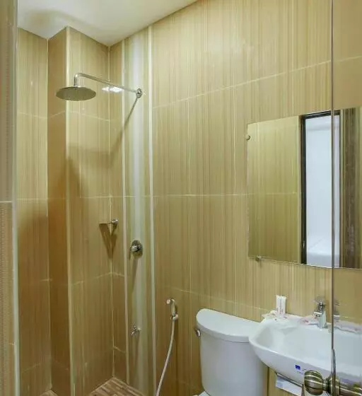 Hotelli Oyo 459 Offshore Suites