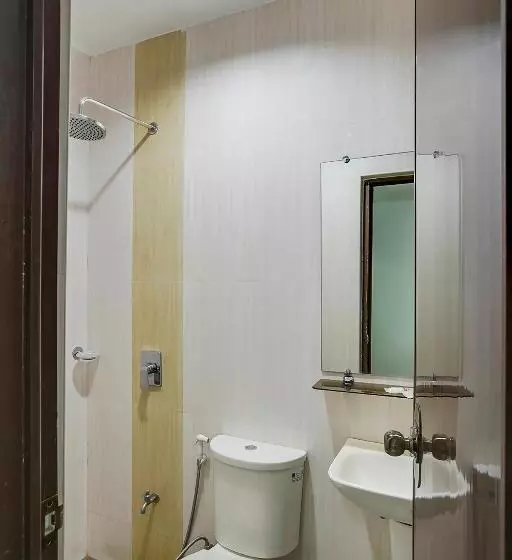 Hotelli Oyo 459 Offshore Suites