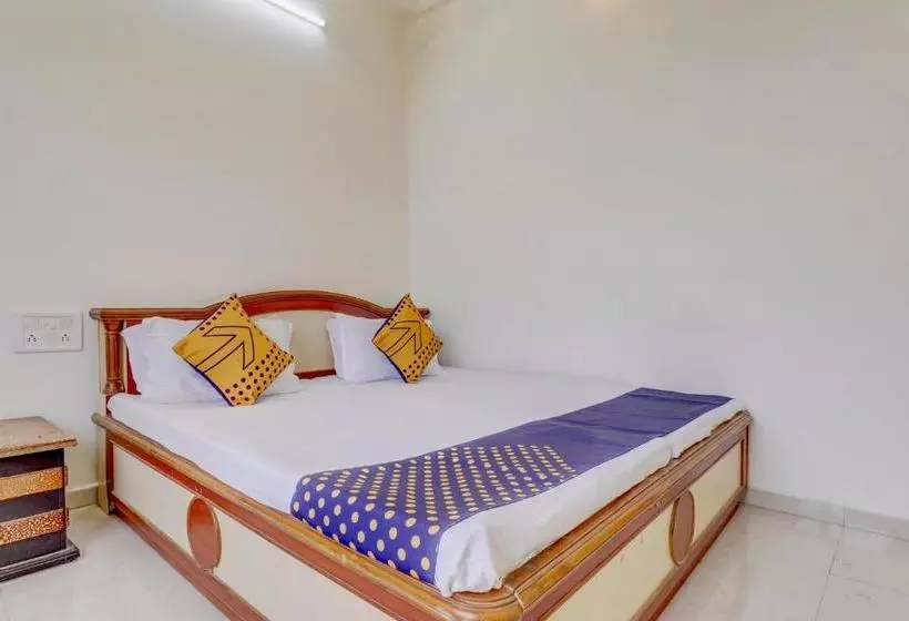 Hotelli Spot On 63835 Jannat Manzil