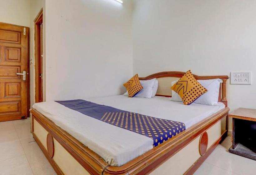 هتل Spot On 63835 Jannat Manzil