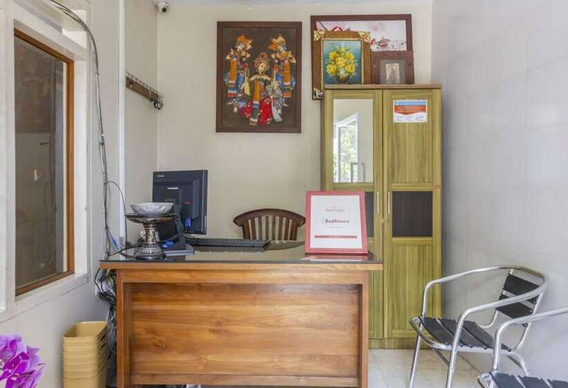 פנסיון Reddoorz @ Gunung Sanghyang Kerobokan