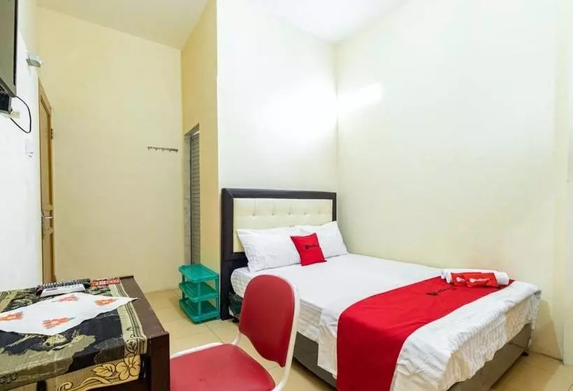 ペンション Reddoorz Syariah @ Jalan Setiabudi Medan 3