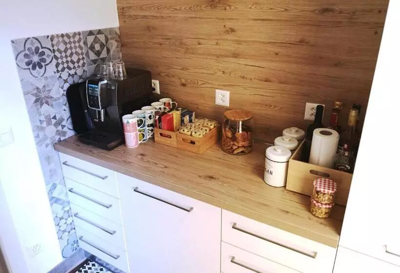 Hotelli Elvezia   Self Check In