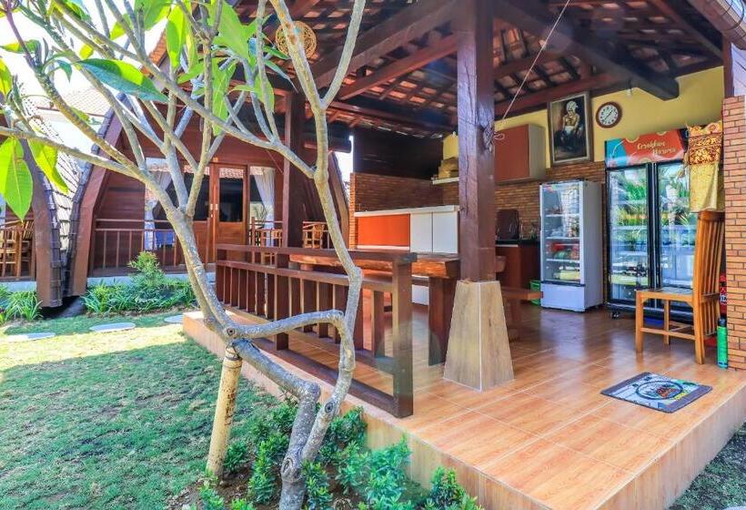 בית מלון כפרי Lilis Aksito Akusara