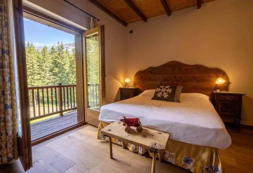 Hotelli Alpine Forest