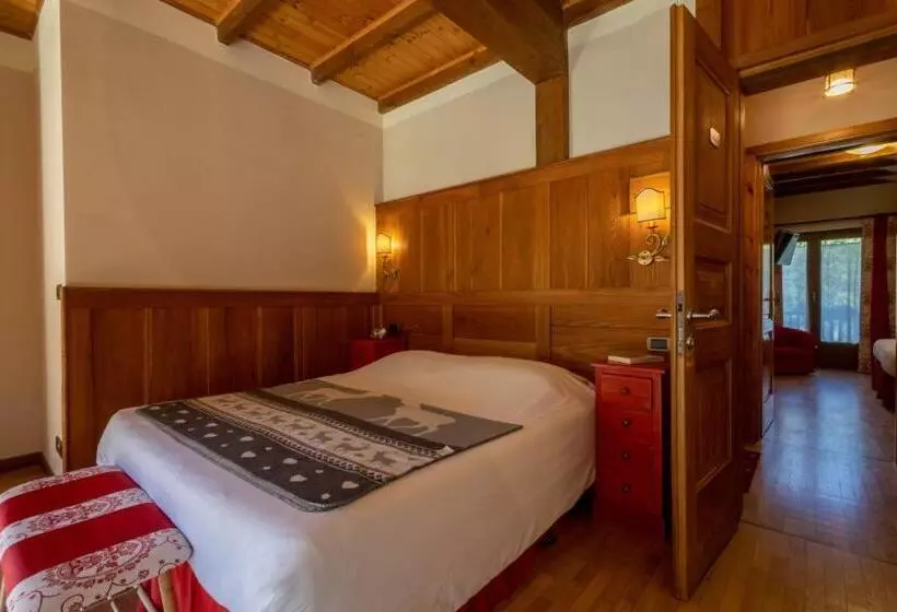 Hotelli Alpine Forest