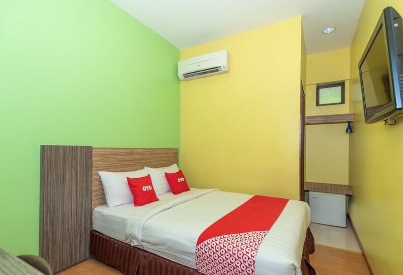 فندق Capital O 89538 Ocean