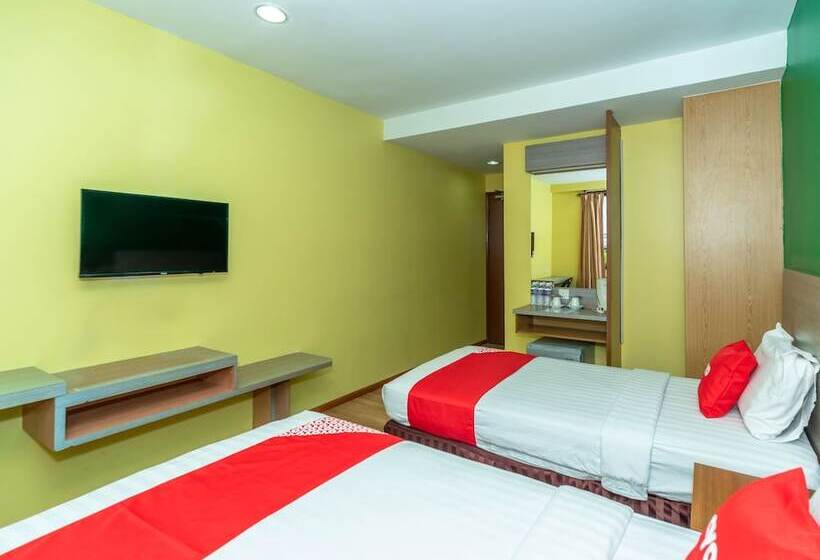 فندق Capital O 89538 Ocean