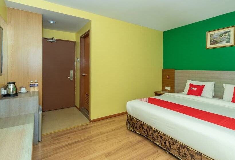 فندق Capital O 89538 Ocean