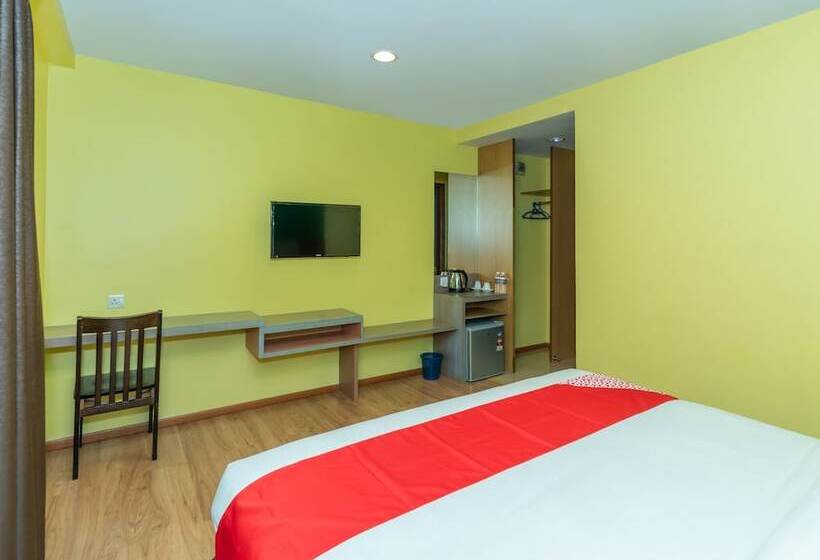 فندق Capital O 89538 Ocean