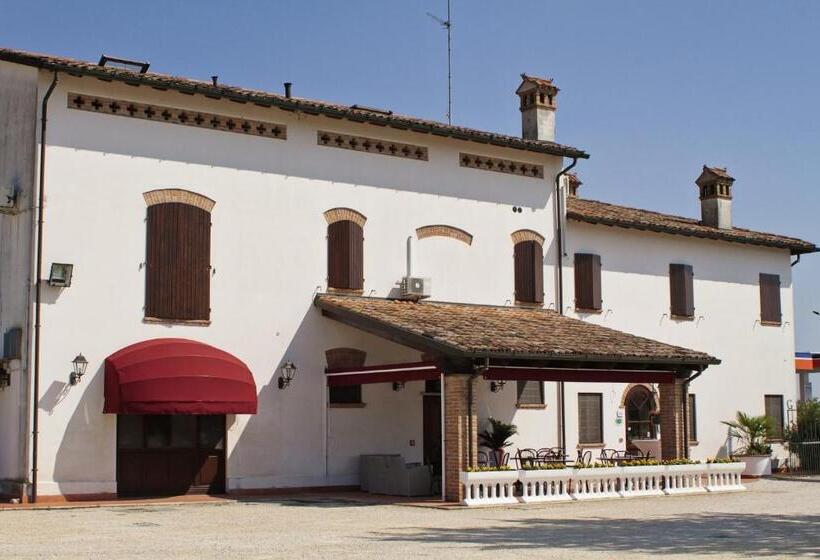 בית מלון כפרי La Locanda Dei Gagliardi