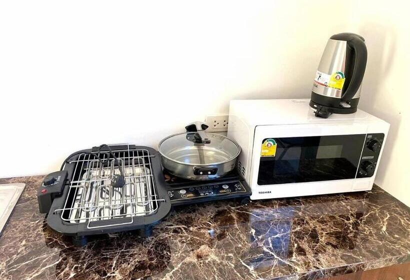 هتل The Thames Pool Access Resort & Villa Sha Extra Plus