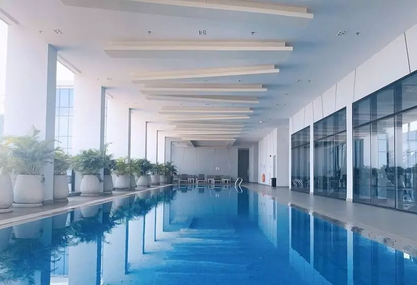 هتل Zhongxin Holiday