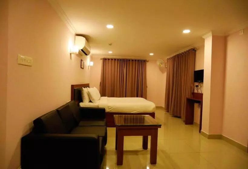 Luxora Hotel And Spa