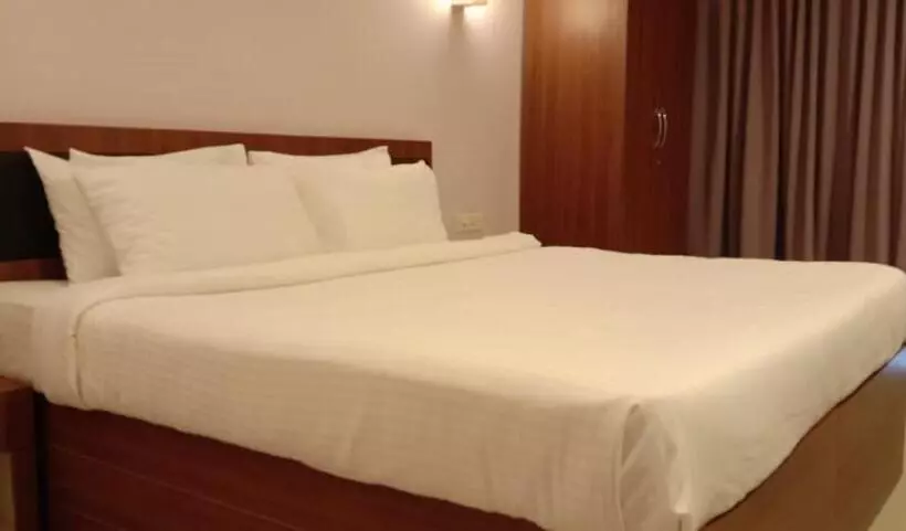 Luxora Hotel And Spa