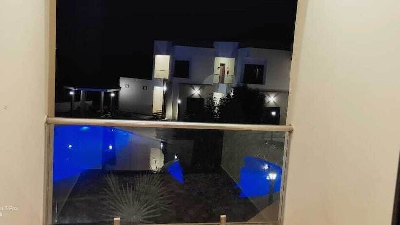 Mango Hotels Select Dwarka