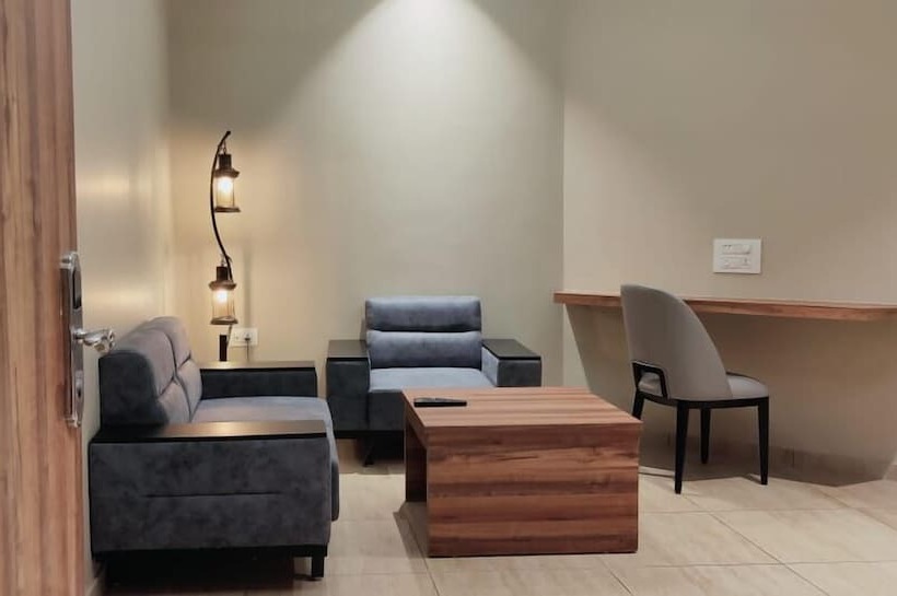 Mango Hotels Select Dwarka