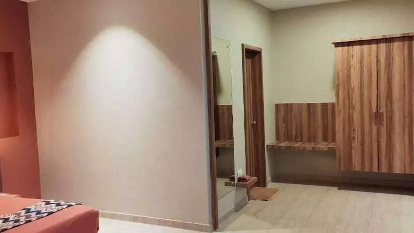 Mango Hotels Select Dwarka