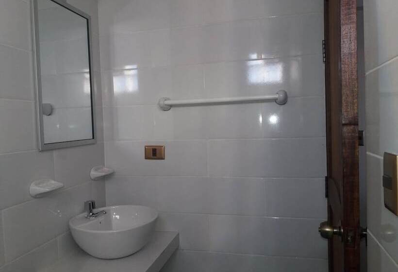 پانسیون Hostal Jerian