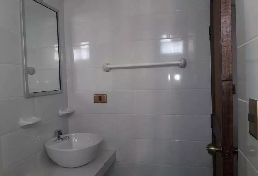 پانسیون Hostal Jerian