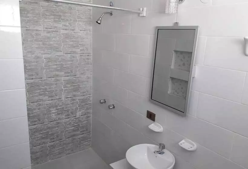 پانسیون Hostal Jerian