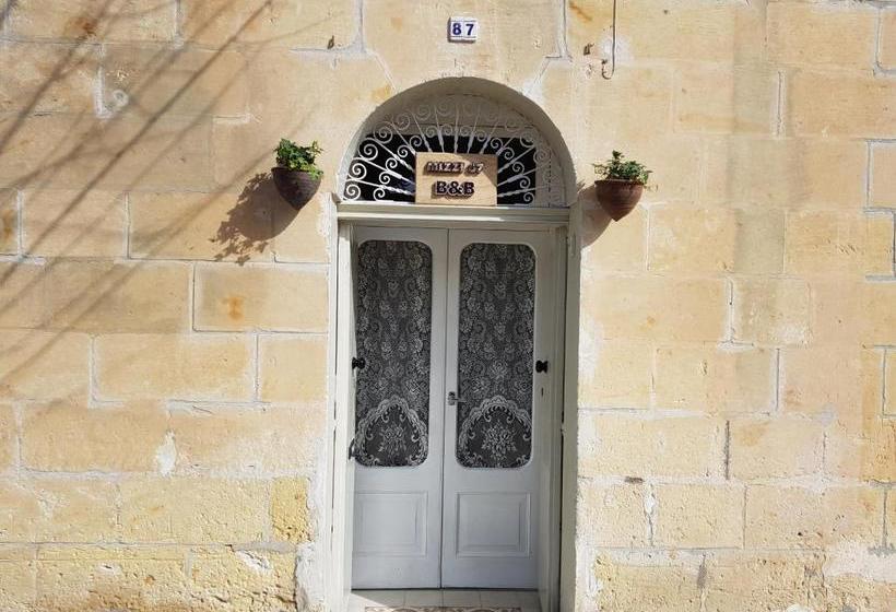 پانسیون Mizzi 87