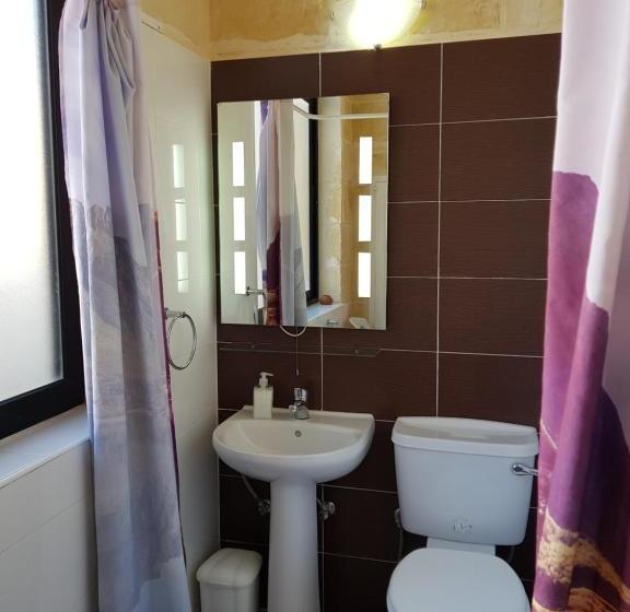 پانسیون Mizzi 87