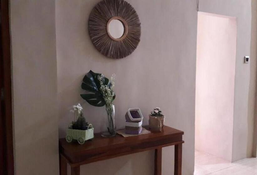 بنسيون Reddoorz Syariah Near Universitas 17 Agustus Banyuwangi