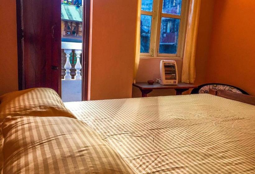 هاستل Durbar Square Backpackers Inn