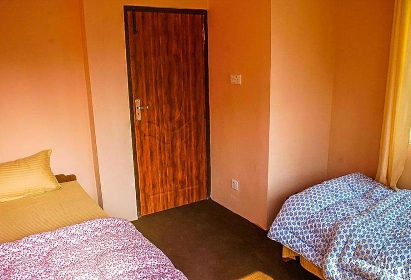 هاستل Durbar Square Backpackers Inn