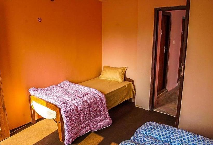 هاستل Durbar Square Backpackers Inn