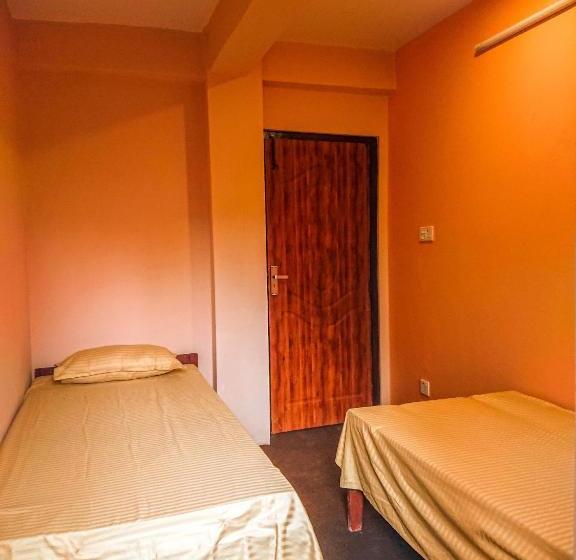 هاستل Durbar Square Backpackers Inn