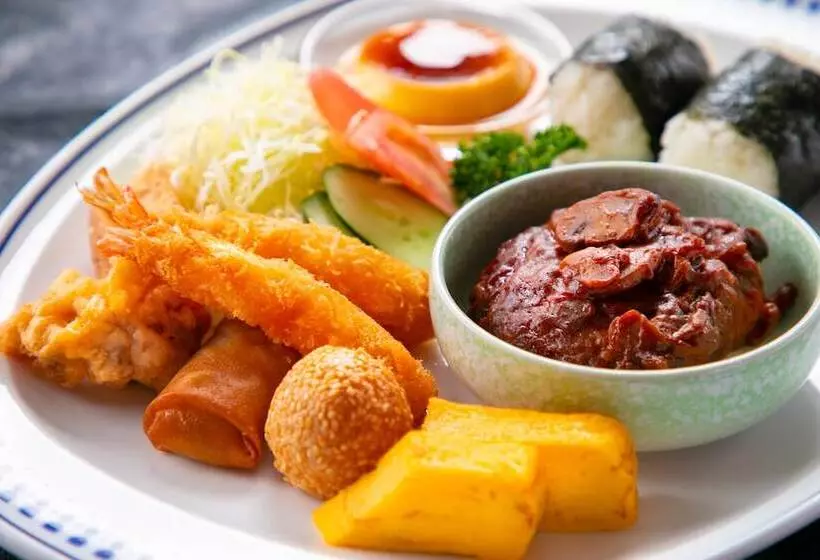 Hotelli Omuta Heights