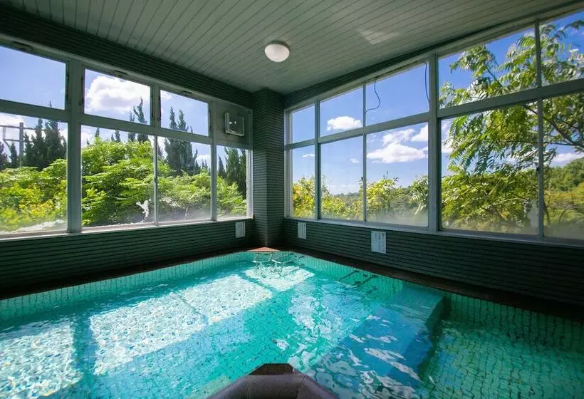 Hotelli Omuta Heights