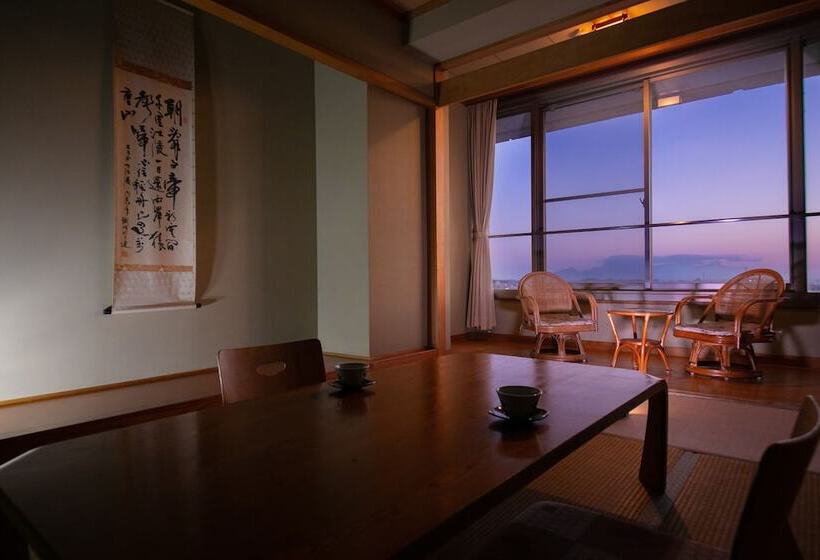 فندق Omuta Heights