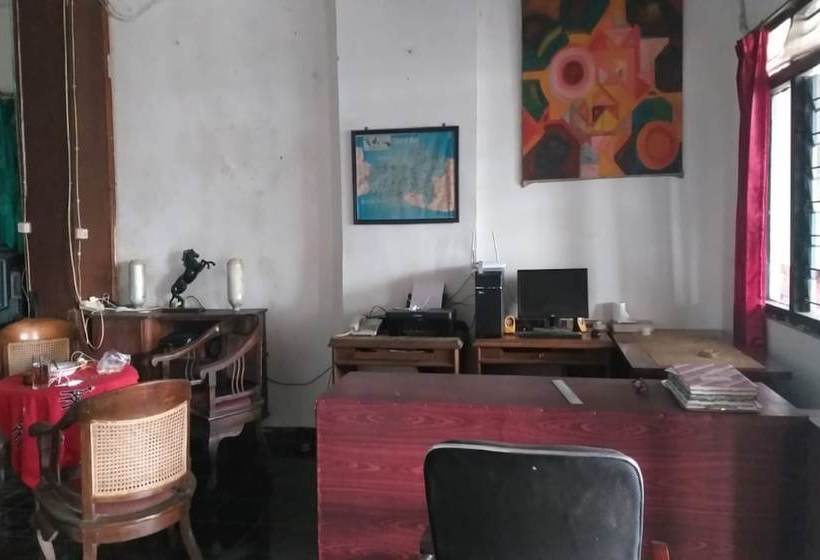 호텔 Oyo 1782 Lotus Residence