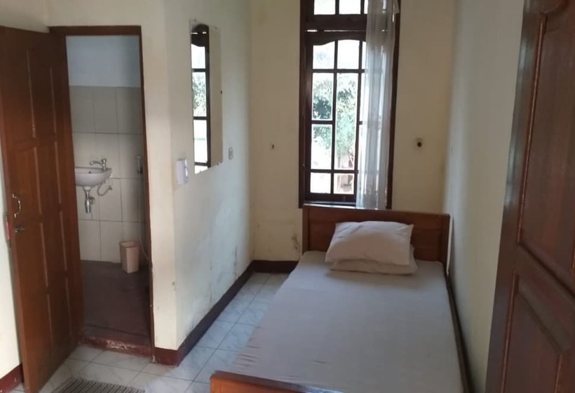 호텔 Oyo 1782 Lotus Residence