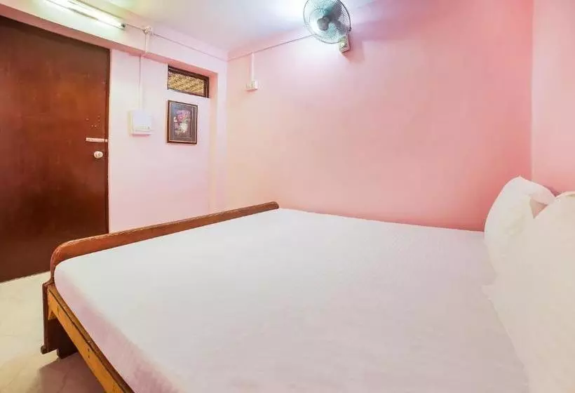 ホテル Spot On 44237 Ganpati Guest House