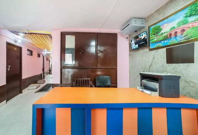 ホテル Spot On 44237 Ganpati Guest House