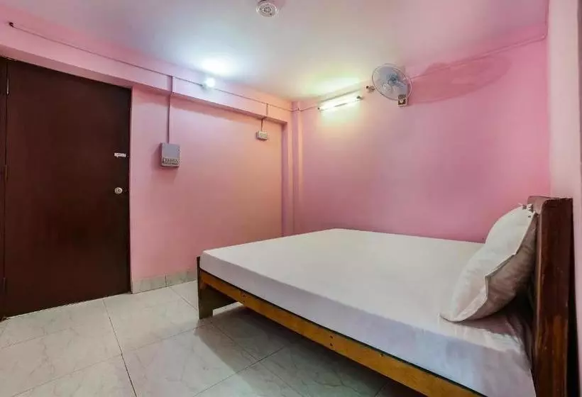 ホテル Spot On 44237 Ganpati Guest House
