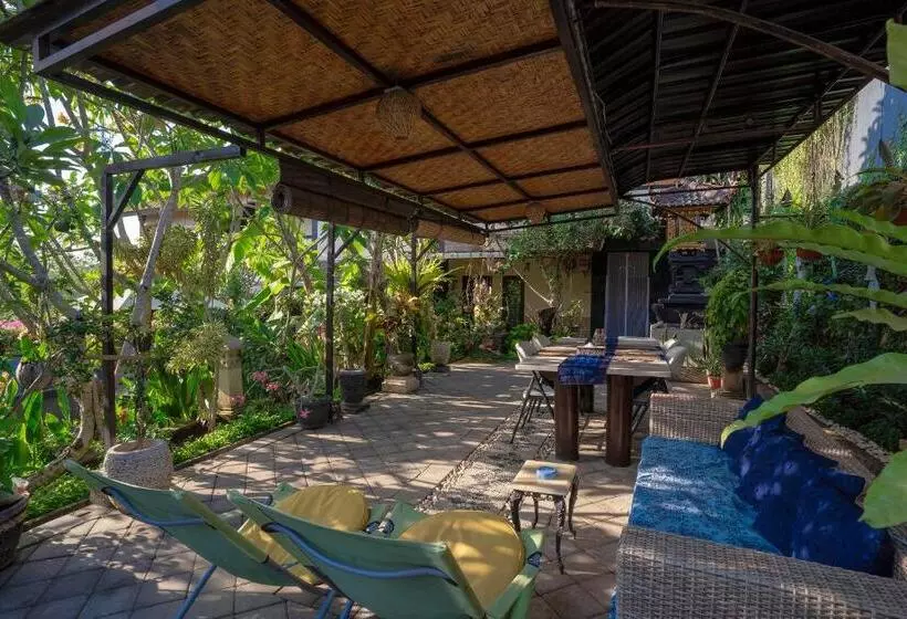 هتل Terrace Garden Homestay And Spa