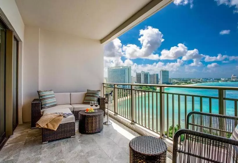 هتل The Tsubaki Tower