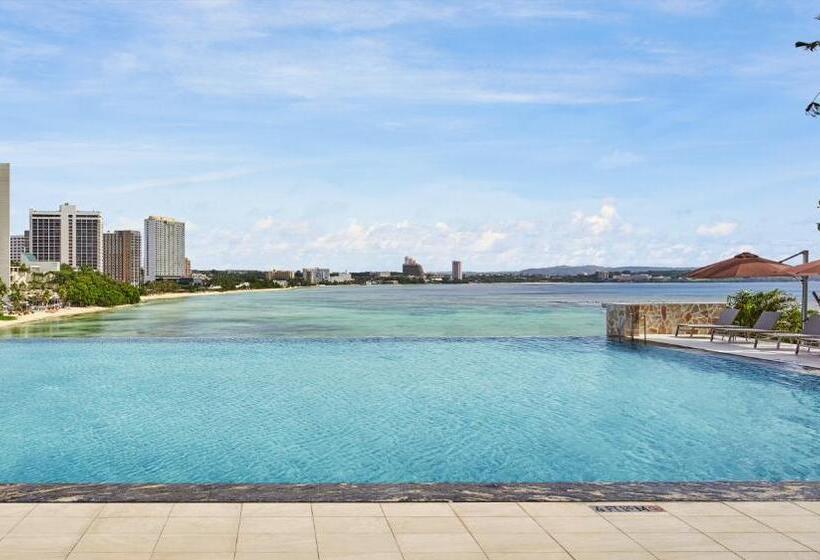 Отель The Tsubaki Tower