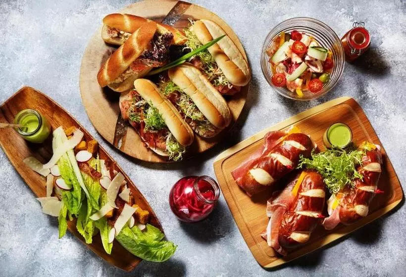 هتل The Tsubaki Tower