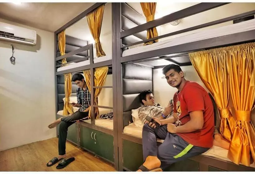 Social Hubz Hostel