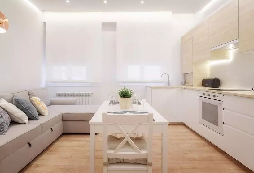 Apartamento Reformado Con Encanto By Theurbanhosts