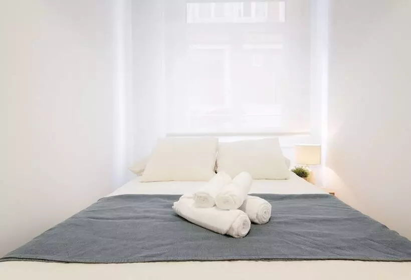 Apartamento Reformado Con Encanto By Theurbanhosts