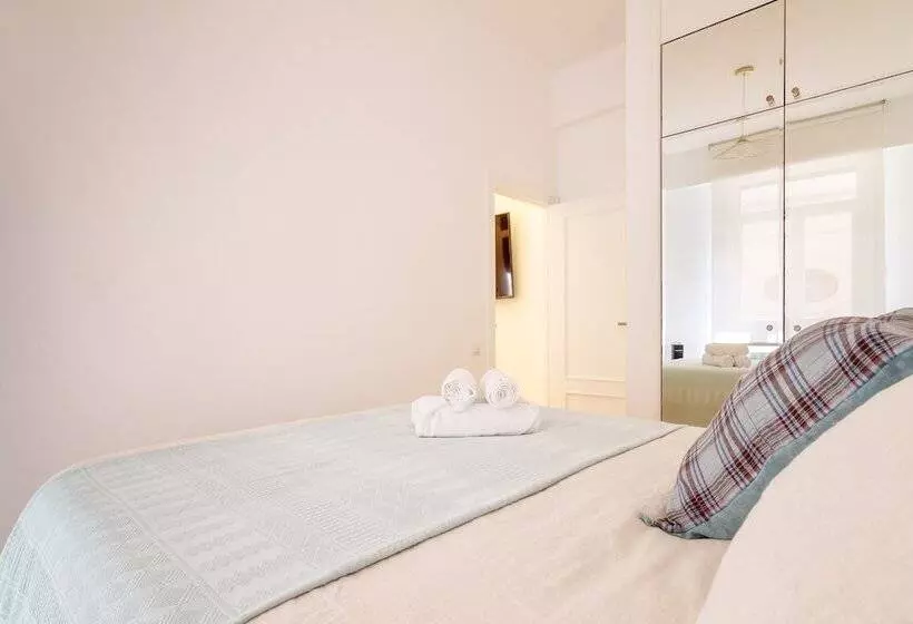 Apartamento Reformado Con Encanto By Theurbanhosts